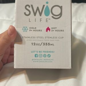 Swig Life wine cup NWT
